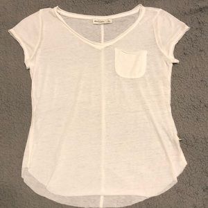 Abercrombie burn out pocket tee ‼️ON HOLD‼️